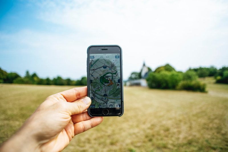 GPS Tracker für Hunde App auf einem Handy